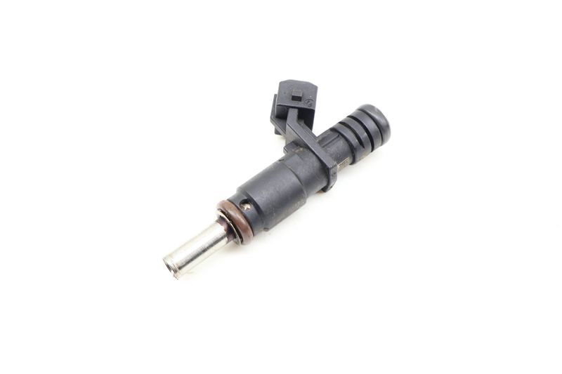 Fuel Injector 13537531634 — Used (SKU 701656)
