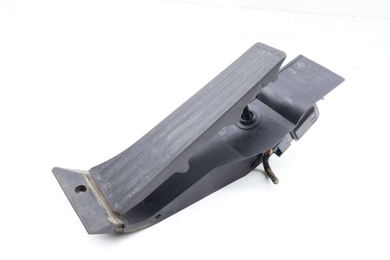 Gas Pedal / Accelerator Module 35426766930 — Used (SKU 701765)