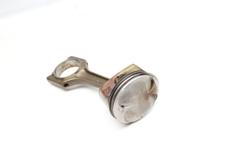 Piston w/ Connecting Rod 11257536373 — Used (SKU 701884)