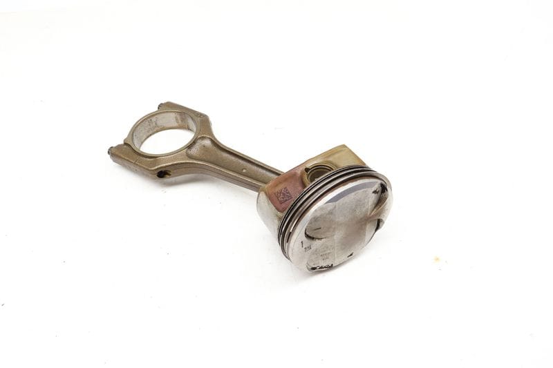 Piston w/ Connecting Rod 11257536373 — Used (SKU 701889)