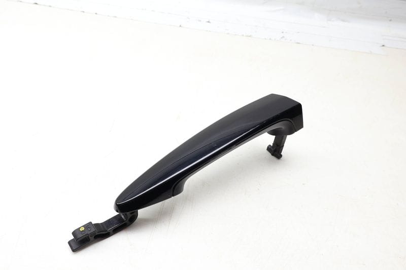 Exterior Door Handle 51217060670 — Used (SKU 701838)