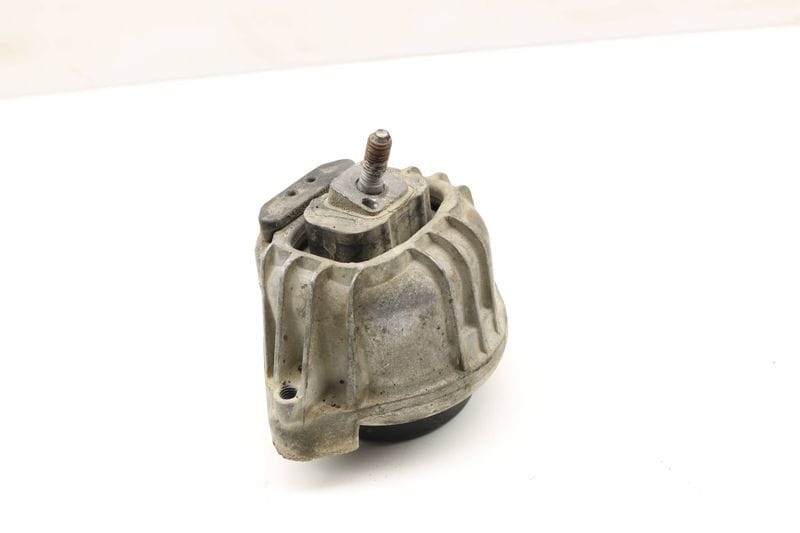 Engine / Motor Mount 22116760330 — Used (SKU 388965)