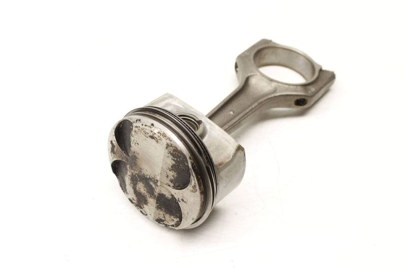 Piston w/ Connecting Rod 11257536373 — Used (SKU 288486)