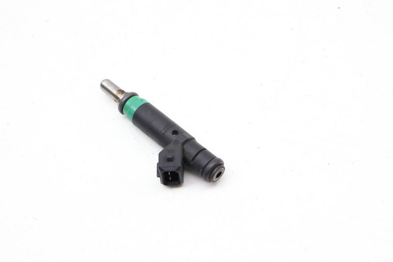 Fuel Injector 13647525721 — Used (SKU 670075)