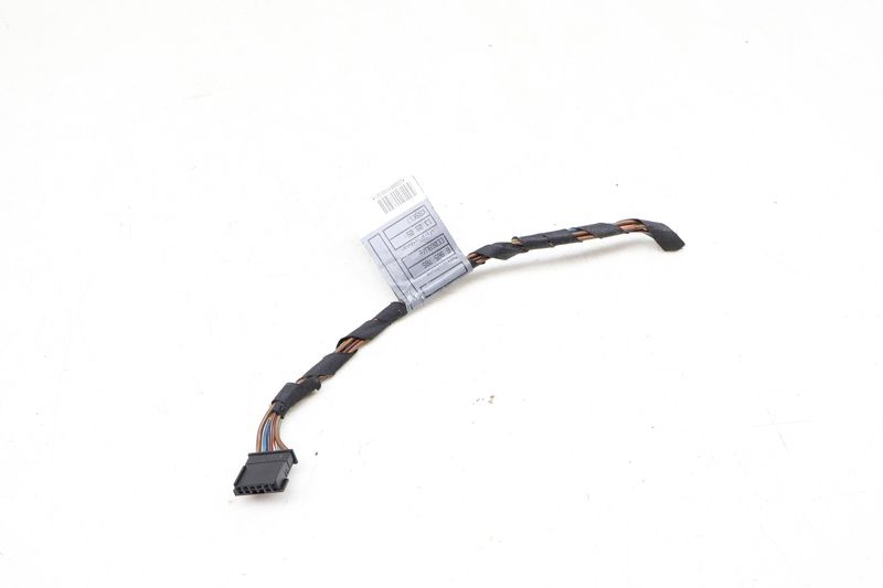 Tail Light Wiring Harness Connector / Pigtail — Used (SKU 669934)
