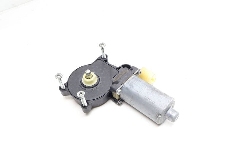 Window Motor 67628362064 — Used (SKU 669923)