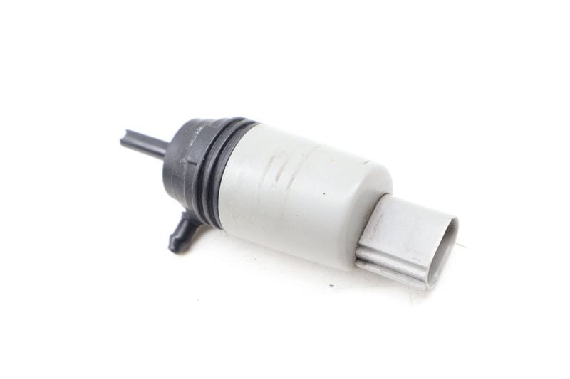 Windshield Washer Pump 67126934159 — Used (SKU 670103)