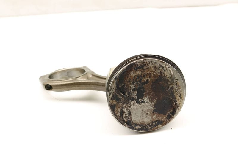 Piston w/ Connecting Rod 11257542292 — Used (SKU 419148)