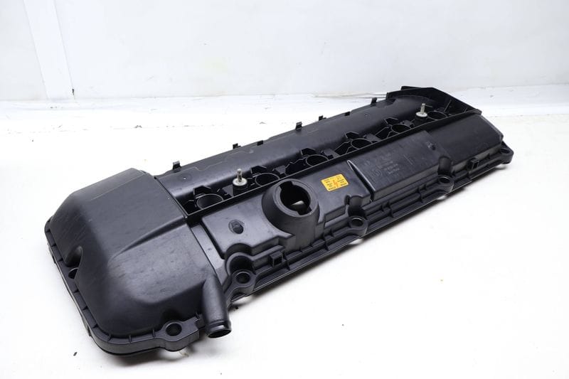 Engine Valve / Cylinder Head Cover 11127512840 — Used (SKU 646558)