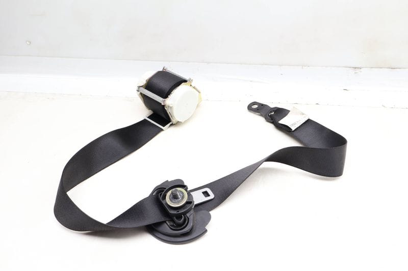 Seat Belt / Retractor 72113400714 — Used (SKU 646595)