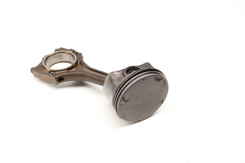 Piston / Connecting Rod 11257506222 — Used (SKU 646764)