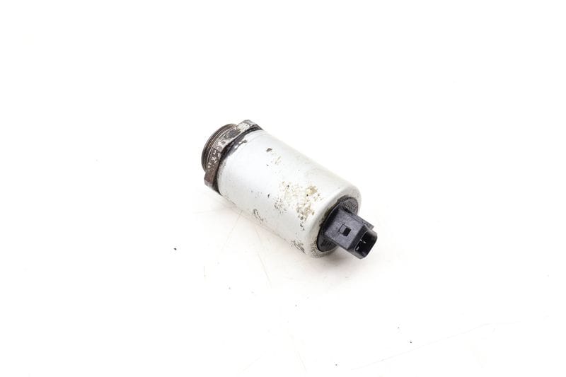 Vanos Solenoid Valve 11361432532 — Used (SKU 646754)