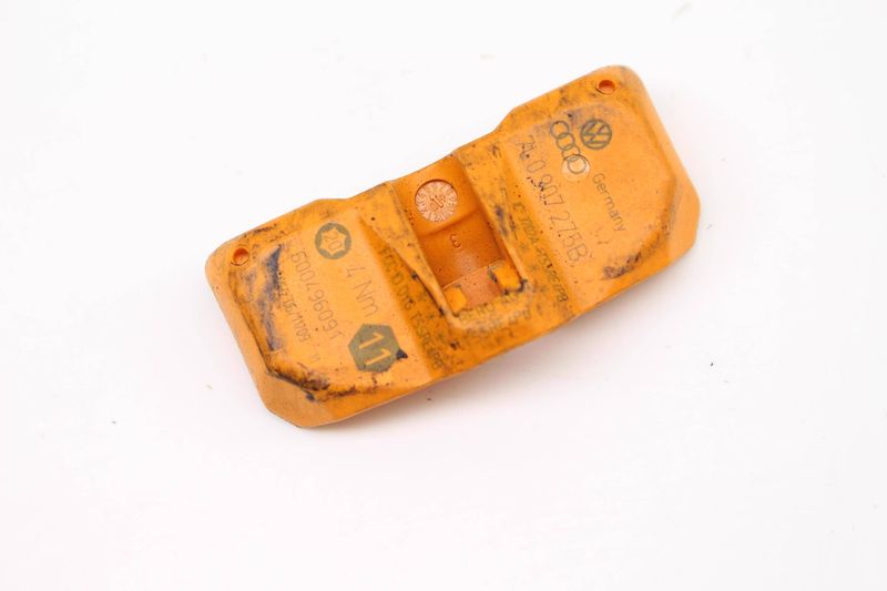 Tire Pressure Sensor / TPMS 7L0907275B — Used (SKU 237323)
