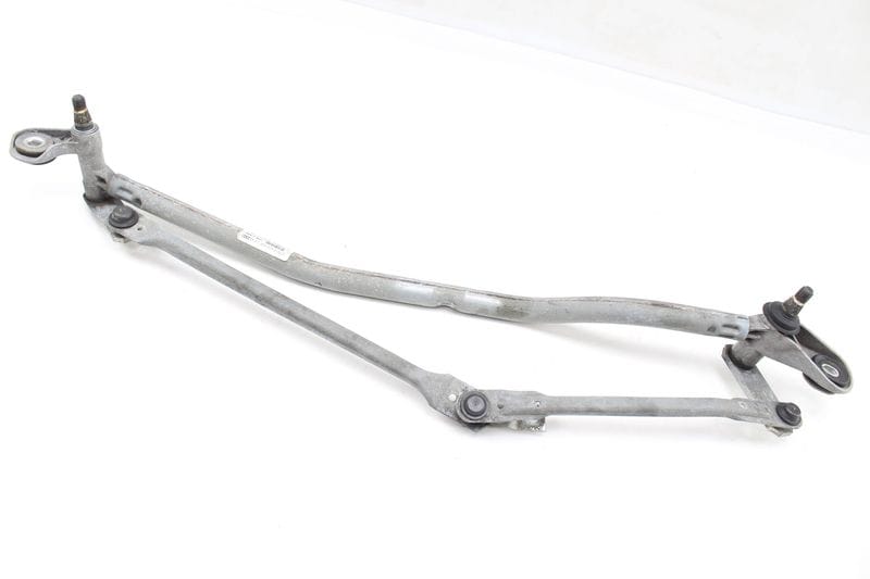 Windshield Wiper Transmission / Bracket 8E1955023E — Used (SKU 224811)