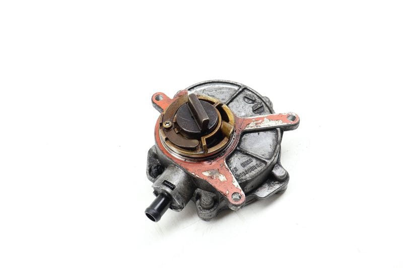 Engine Vacuum Pump 06E145100E — Used (SKU 653470)