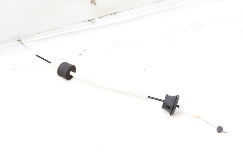 Door Handle Release / Bowden Cable 4F0837085A — Used (SKU 653639)