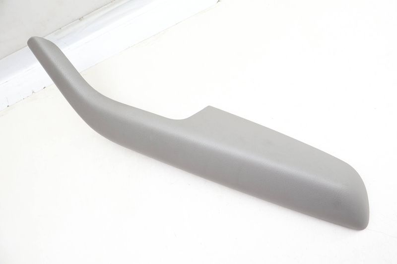 Door Pull Handle / Armrest 4F1867106A — Used (SKU 653331)