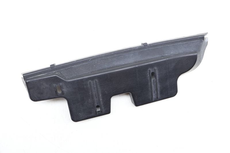 Bumper Mount / Bracket 4F5807897 — Used (SKU 653452)