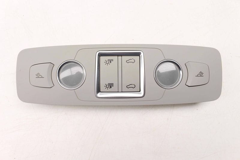 Center Dome / Reading Light 4L0947112A — Used (SKU 245399)