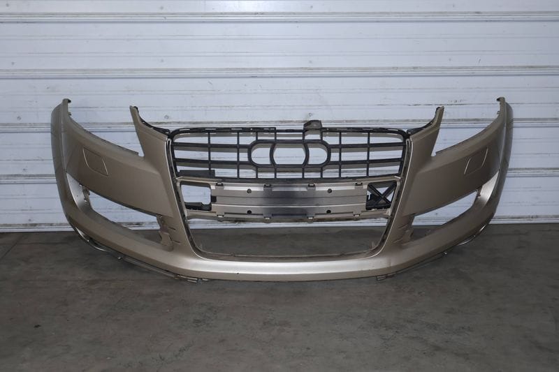 Bumper Cover 4L0807105 — Used (SKU 671480)