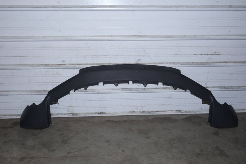 Bumper Lower Valance 4L0807061 — Used (SKU 671478)