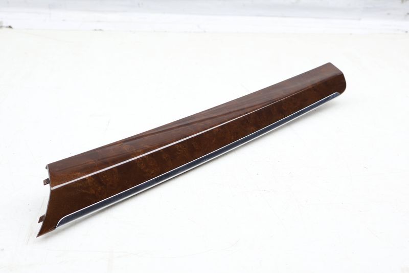 Door Panel Trim 4L0867409E — Used (SKU 671186)