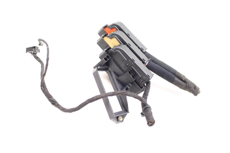 Fuse Box / Holder 4L0971845 — Used (SKU 242984)