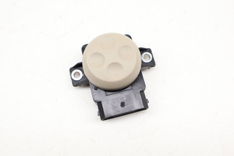 Lumbar Seat Switch 8E0959777 — Used (SKU 671288)