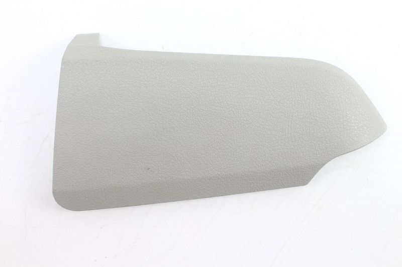 Seatbelt / Seat Belt Cover Trim 4L0882327A — Used (SKU 224349)