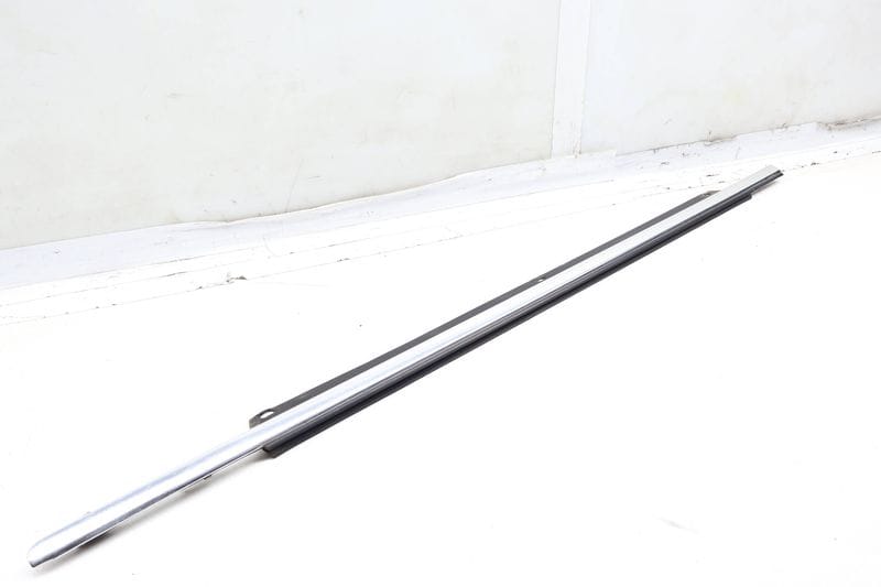 Exterior Window Slot Seal Trim 4L0853284A — Used (SKU 671244)