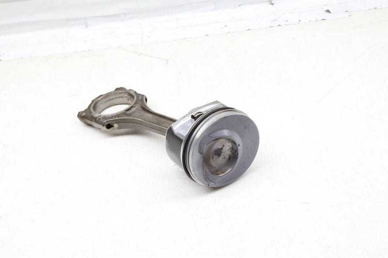 Piston w/ Connecting Rod 03H107065F — Used (SKU 671351)