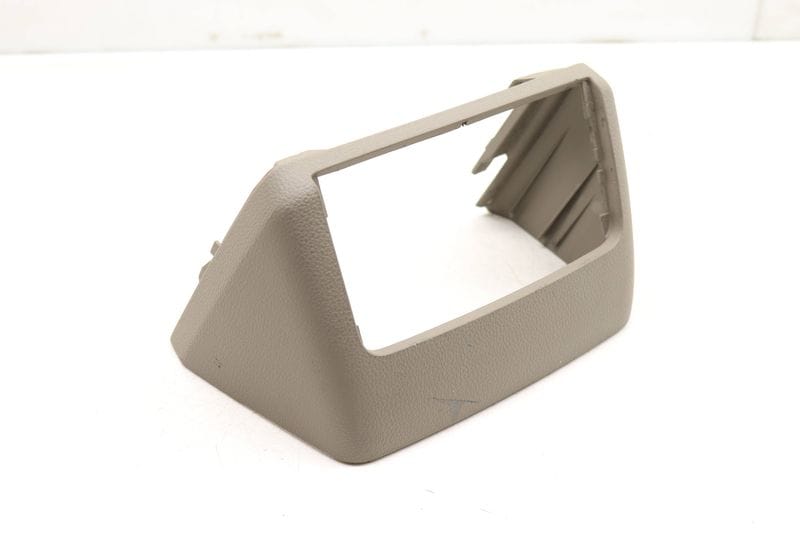 Console Air Vent Trim Panel 4L0864147 — Used (SKU 506171)