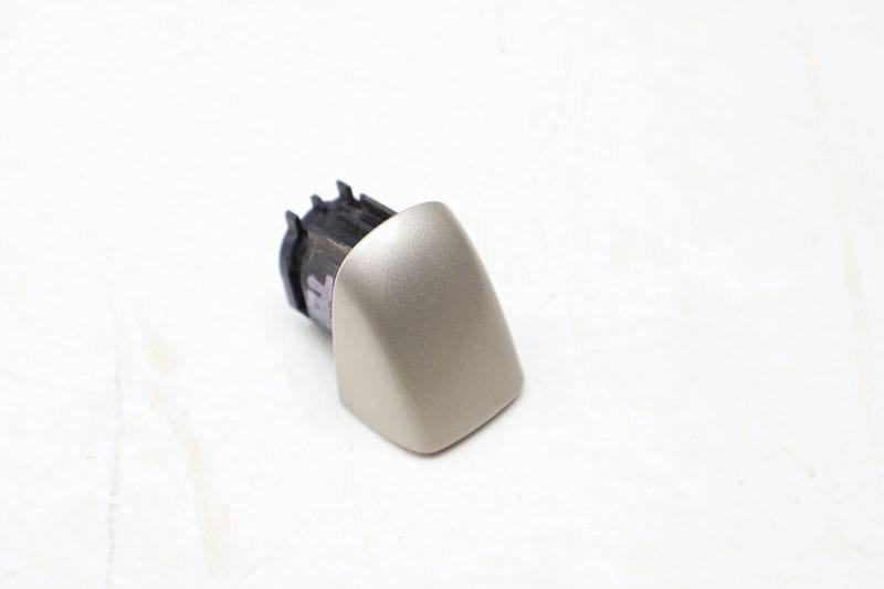Exterior Door Handle Cylinder Housing w/ Cap 4L0839167A — Used (SKU 671257)