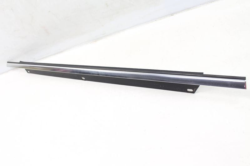Door Window Slot Seal / Trim 4L0853764A — Used (SKU 195143)