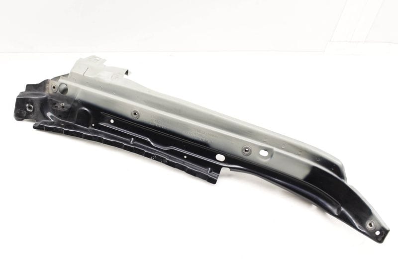 Upper Fender Mount / Bracket 4L0805158A — Used (SKU 278817)