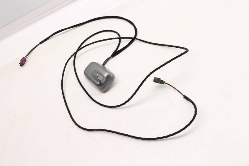 Shark Fin / Roof Antenna 4L0035503J — Used (SKU 245344)