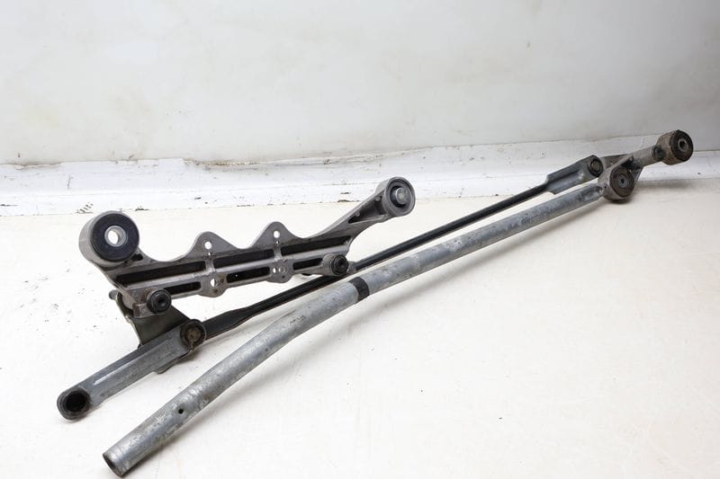 Windshield Wiper Transmission / Bracket 4L1955023D — Used (SKU 671347)