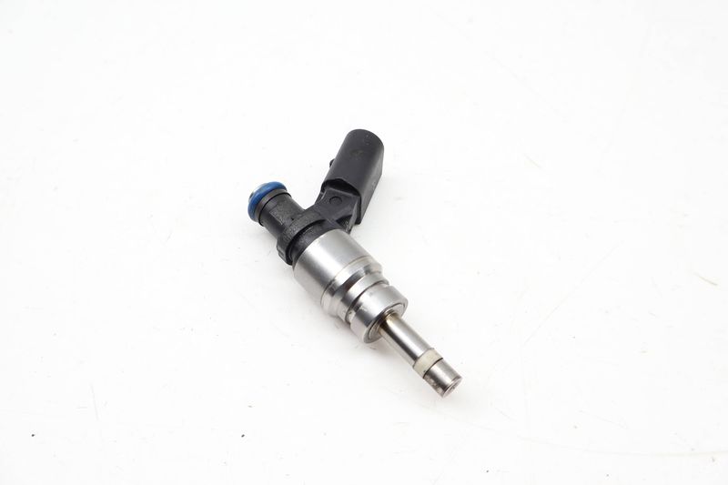 Fuel Injector 079906036D — Used (SKU 713028)