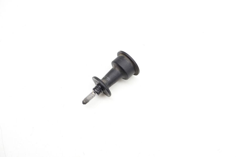 Tail Light / Lamp Fastener Screw 8E0945246 — Used (SKU 713097)