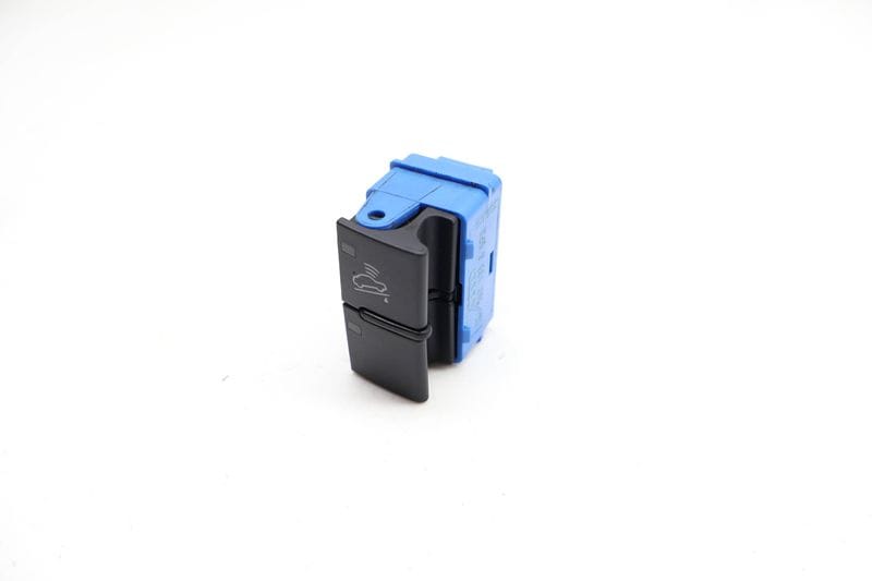 Tow Alarm Switch / Button 8E1962109A — Used (SKU 712886)