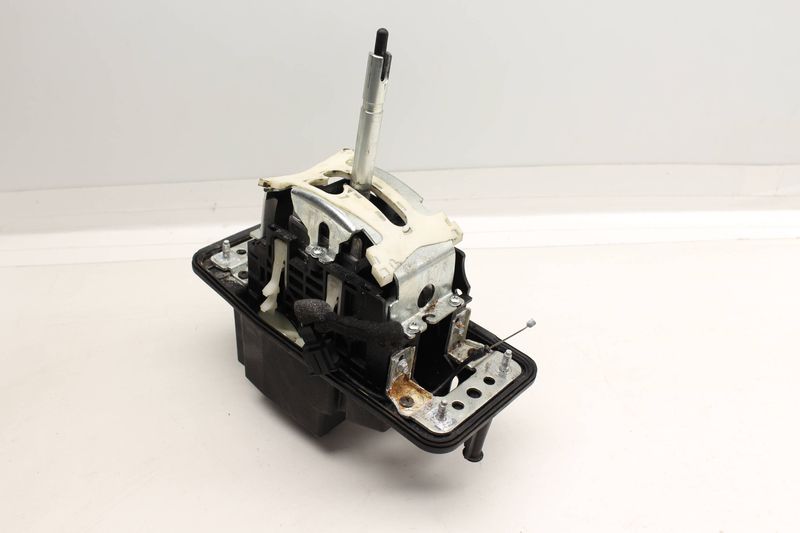 Automatic Shift / Shifter Assembly 4E1713041AL — Used (SKU 264179)