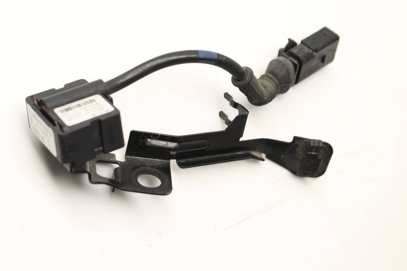 Air Shock / Spring Acceleration Sensor 4E0616576J — Used (SKU 264558)