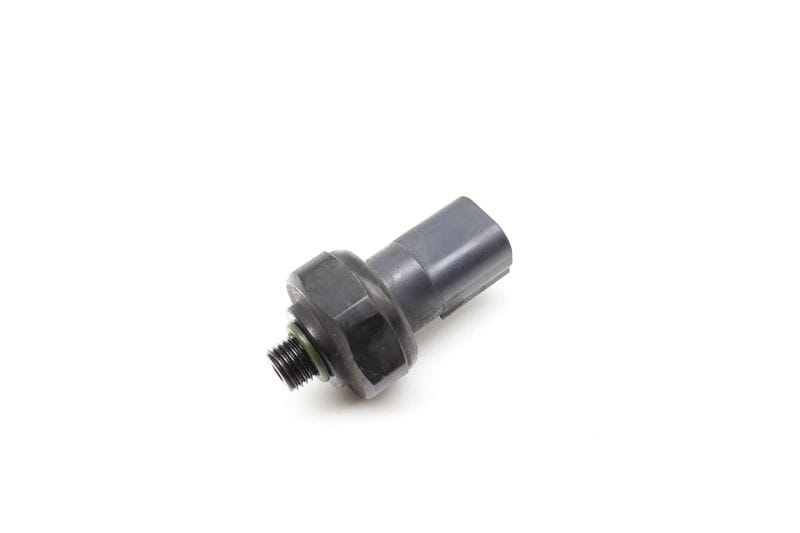 AC Pressure Switch / Sensor 64539141958 — Used (SKU 557250)