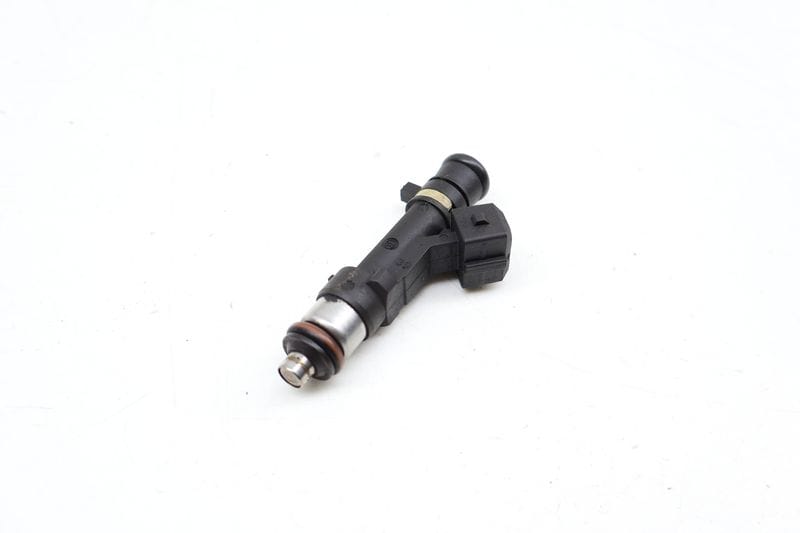 Fuel Injector 99760512300 — Used (SKU 693138)