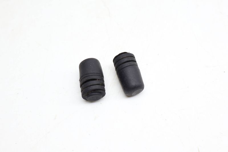 Hood Stop / Bumper Jounce Set 99970314041 — Used (SKU 693163)
