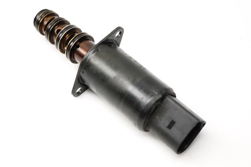 Intake Cam / Camshaft Control Valve 066906455C — Used (SKU 310000)