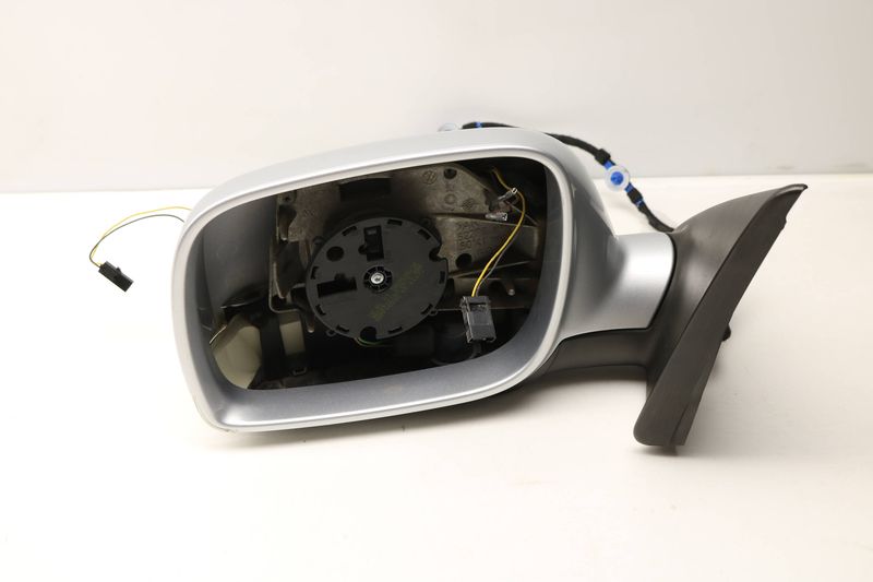 Side View Door Mirror w/ Memory 7L6857507CJ — Used (SKU 410568)