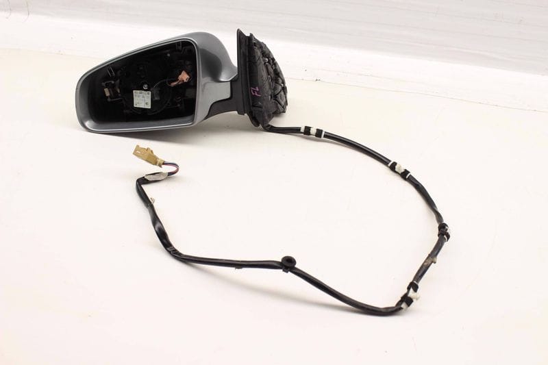 Side View Door Mirror 8E1858531AC — Used (SKU 247684)