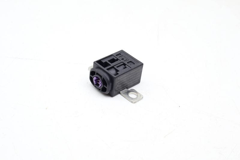 Battery Overload Protection Switch / Fuse 4F0915519 — Used (SKU 703686)
