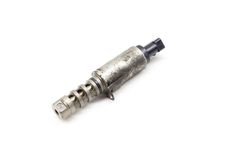 Cam / Camshaft N205 Valve Solenoid 06E109257J — Used (SKU 645638)